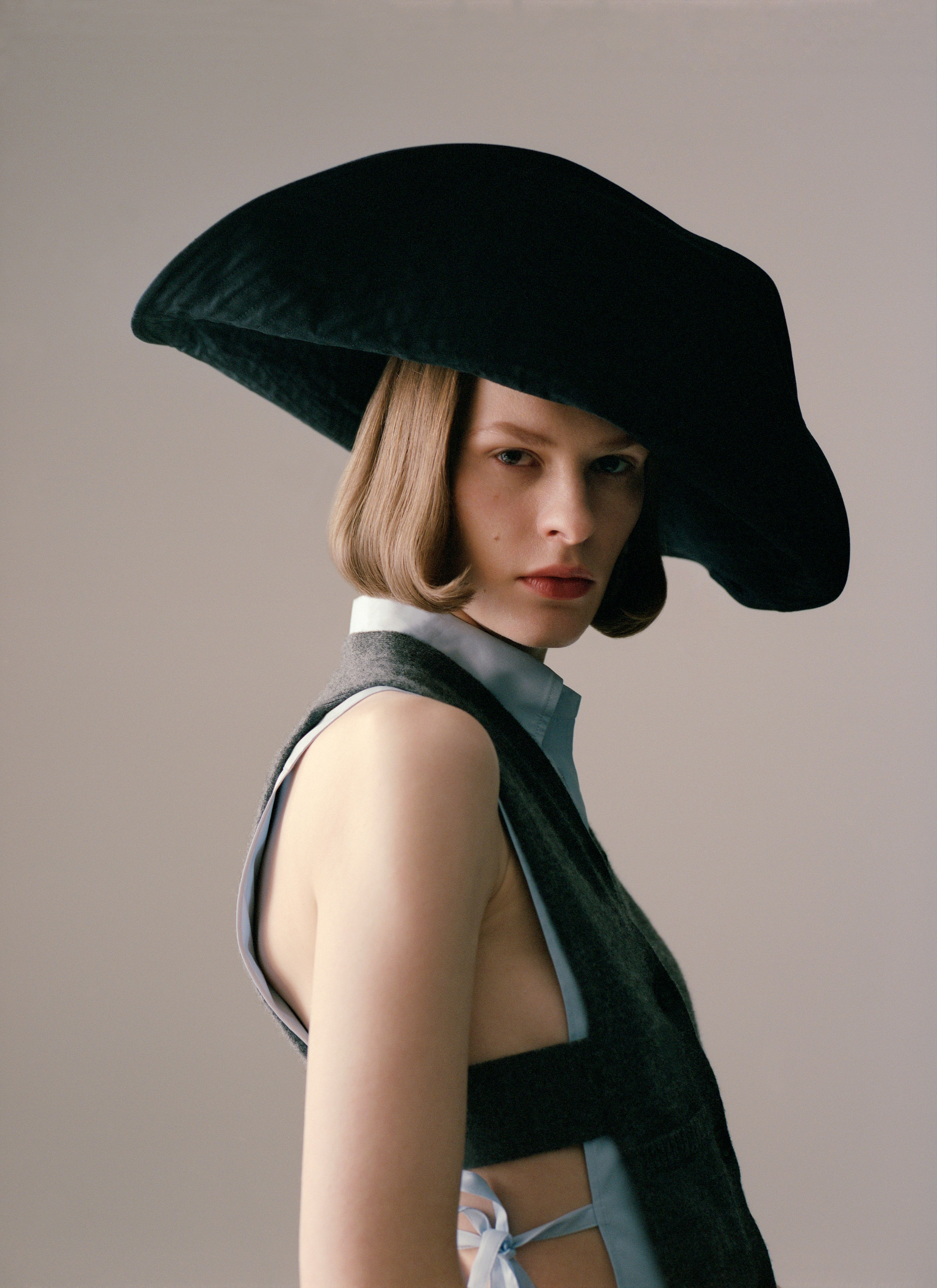 DUEL_Magazine_SS26__03_FIN.jpg