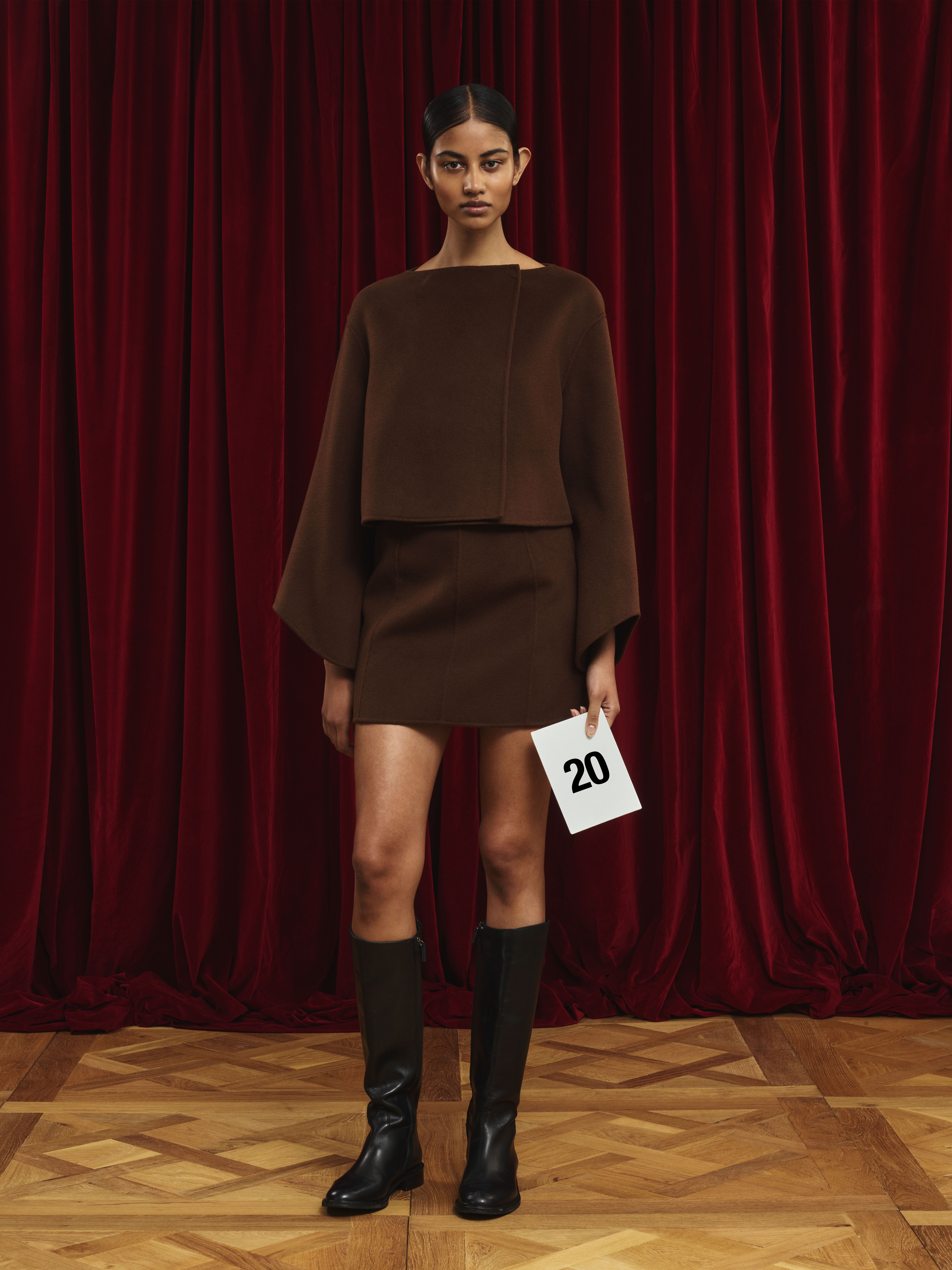 LOOK20.jpg